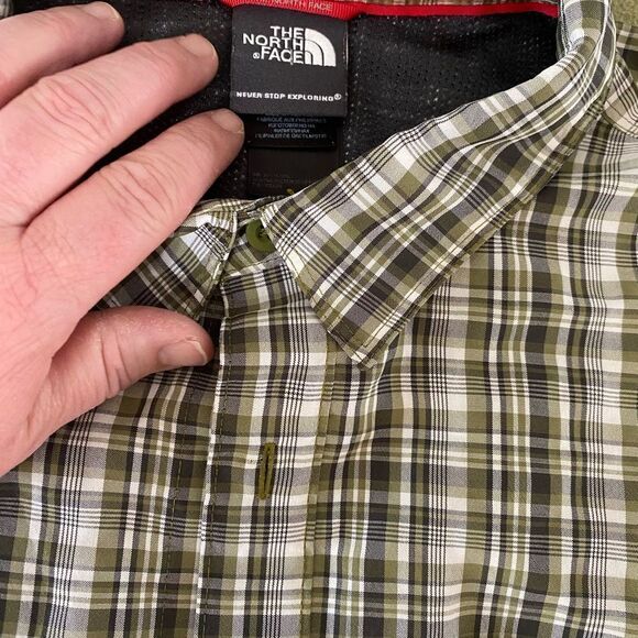 The North Face Button down shirt - Picture 4 of 7